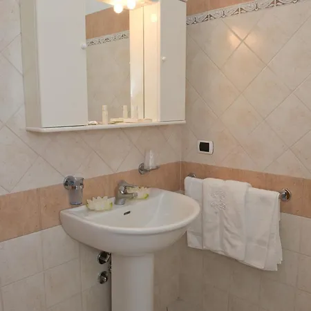 Residenza Raggio Apartment Riccione Exterior photo